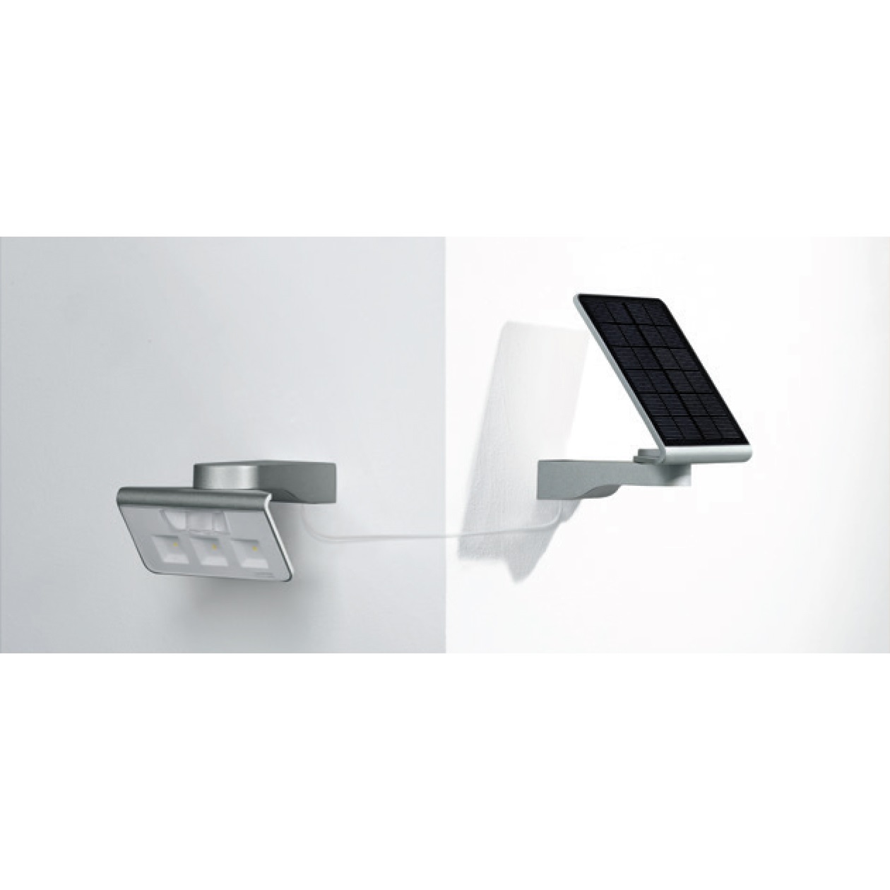 Solarpanel und LED-Panel getrennt montierbar
